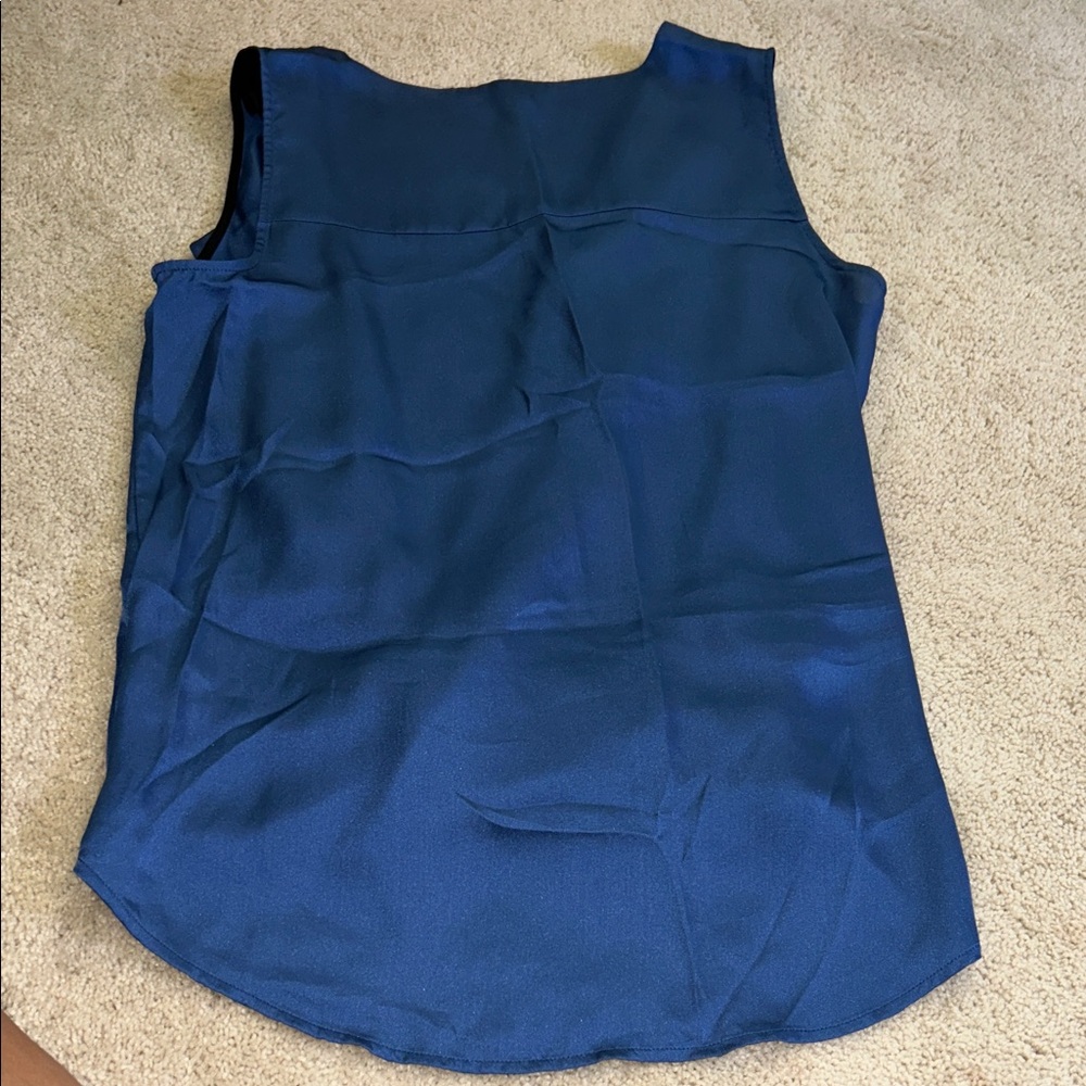 Kenneth Cole Elegant Blue Sleeveless Top - Picture 4 of 4